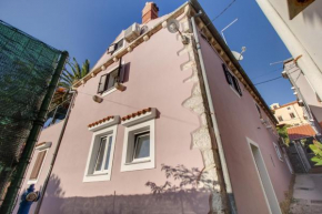 Apartments with WiFi Mali Losinj (Losinj) - 11880